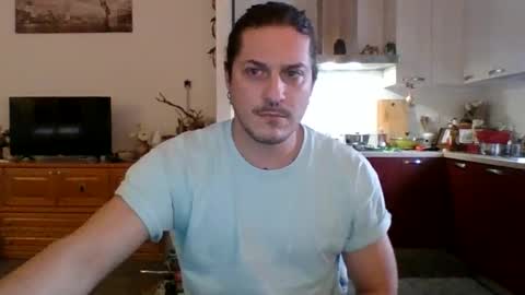 Snapshot of matteushh87 chatting on 01-09-25, 08:13 matteushh87 online show from 01-09-25, 08:13