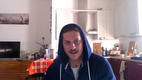 Snapshot of matteushh87 chatting on 02-04-25, 09:38 matteushh87 online show from 02-04-25, 09:38