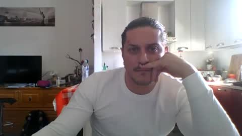 Snapshot of matteushh87 chatting on 02-04-25, 02:32 matteushh87 online show from 02-04-25, 02:32