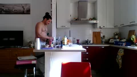 Snapshot of matteushh87 chatting on 02-05-25, 10:41 matteushh87 online show from 02-05-25, 10:41