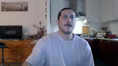 Snapshot of matteushh87 chatting on 02-14-25, 10:17 matteushh87 online show from 02-14-25, 10:17