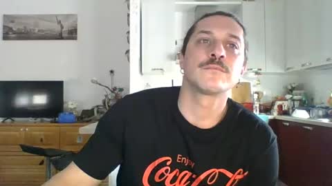 Snapshot of matteushh87 chatting on 03-12-25, 10:37 matteushh87 online show from 03-12-25, 10:37