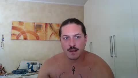 Snapshot of matteushh87 chatting on 09-17-25, 09:22 matteushh87 online show from 09-17-25, 09:22