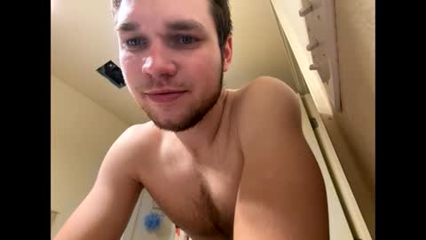 Snapshot of matthew_zzz chatting on 01-18-26, 02:04 matthew_zzz online show from 01-18-26, 02:04