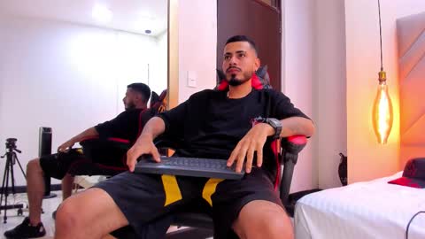 Matthew online show from 03-08-26, 05:00