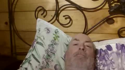 Snapshot of matthewwatson287 chatting on 10-06-25, 01:52 matthewwatson287 online show from 10-06-25, 01:52