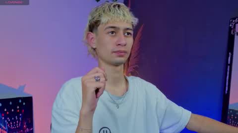 mattias     online show from 12-02-25, 05:46