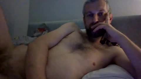 Snapshot of mattsection5 chatting on 06-09-26, 03:07 Matts1988 online show from 06-09-26, 03:07