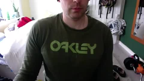 Snapshot of matty1212121212 chatting on 04-11-26, 01:48 matty1212121212 online show from 04-11-26, 01:48