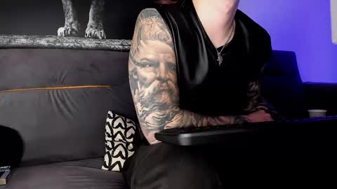 Snapshot of mattytwink69 chatting on 03-02-25, 07:10 Matt online show from 03-02-25, 07:10