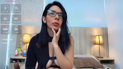 mature_eva online show from 10-07-25, 11:18