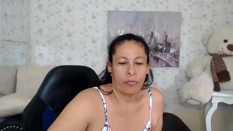 Martina online show from 05-31-26, 01:18