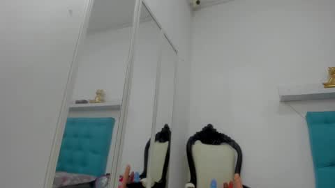 Snapshot of mature_sexylove chatting on 03-10-25, 03:45 mature_sexylove online show from 03-10-25, 03:45