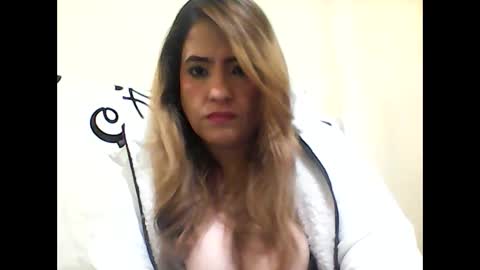 mature_sweet3827 online show from 01-09-25, 07:21