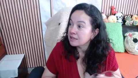 Snapshot of mature_wolf chatting on 09-17-25, 03:46 Sonia online show from 09-17-25, 03:46