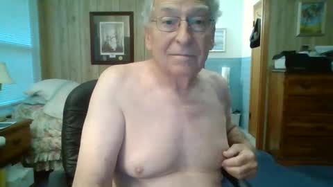 Snapshot of maturecouple1954 chatting on 03-13-26, 12:23 SXECPL55 at G mail Dot Com online show from 03-13-26, 12:23
