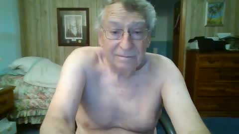 Snapshot of maturecouple1954 chatting on 03-14-26, 12:10 SXECPL55 at G mail Dot Com online show from 03-14-26, 12:10