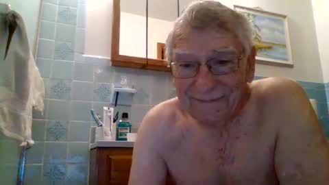 Snapshot of maturecouple1954 chatting on 04-03-26, 01:14 SXECPL55 at G mail Dot Com online show from 04-03-26, 01:14