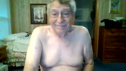 Snapshot of maturecouple1954 chatting on 05-01-26, 11:37 SXECPL55 at G mail Dot Com online show from 05-01-26, 11:37