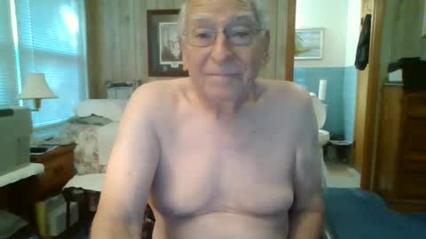 Snapshot of maturecouple1954 chatting on 05-21-26, 11:50 SXECPL55 at G mail Dot Com online show from 05-21-26, 11:50