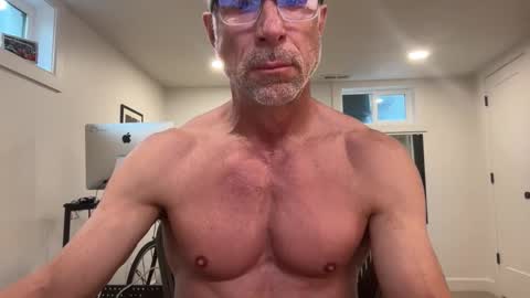 Snapshot of maturefit1 chatting on 03-03-26, 10:48 maturefit1 online show from 03-03-26, 10:48