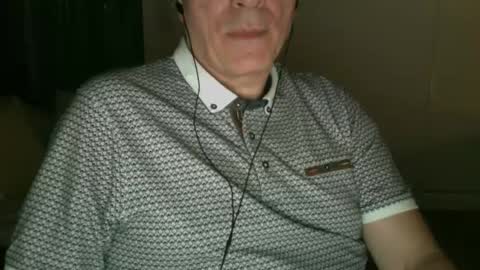 Snapshot of maturehotman chatting on 02-02-25, 07:14 maturehotman online show from 02-02-25, 07:14