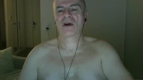 Snapshot of maturehotman chatting on 03-01-25, 06:35 maturehotman online show from 03-01-25, 06:35