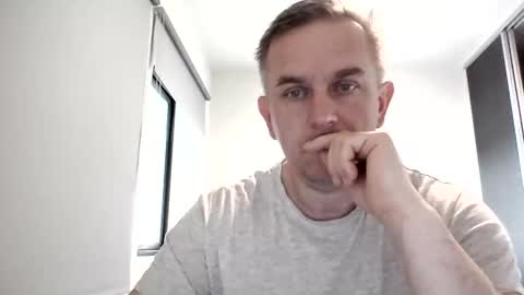 matureontheedge online show from 05-09-26, 07:02