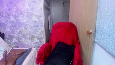 Snapshot of maturepure_ chatting on 02-11-26, 07:19 maturepure_ online show from 02-11-26, 07:19