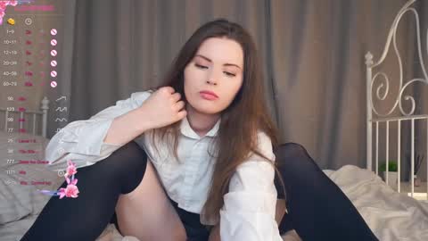 Lily online show from 02-03-25, 10:32