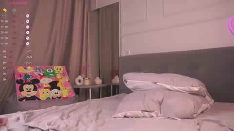 Lily online show from 03-08-25, 09:51