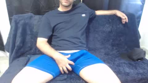 Mau and Lauren online show from 04-05-26, 06:27