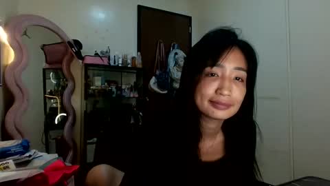 Snapshot of maui742175 chatting on 06-02-26, 01:02 Maui online show from 06-02-26, 01:02