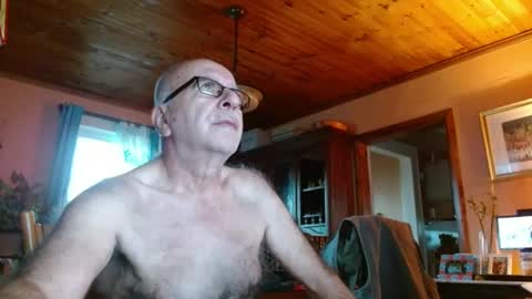 Maurice online show from 12-12-24, 12:33