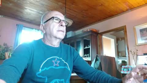 Maurice online show from 12-13-24, 01:55