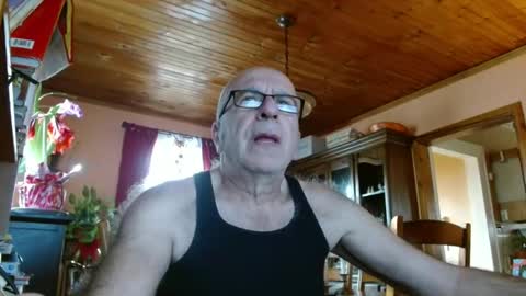 Maurice online show from 01-01-25, 02:20