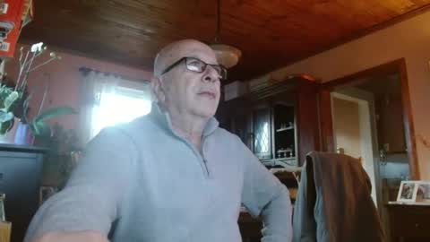 Maurice online show from 12-19-25, 09:00