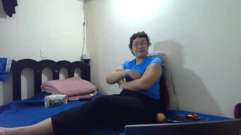 Snapshot of mauroluxandra chatting on 05-25-26, 02:34 mauroluxandra online show from 05-25-26, 02:34