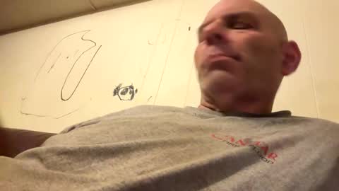 Snapshot of maverick7000 chatting on 01-06-25, 08:03 maverick7000 online show from 01-06-25, 08:03