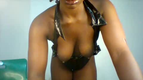 Maverlous pussy online show from 02-19-26, 01:45