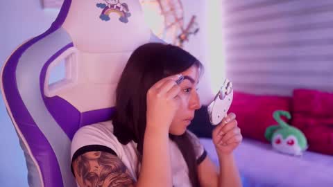 Snapshot of mavi_boo chatting on 02-13-26, 06:59 Mavi online show from 02-13-26, 06:59