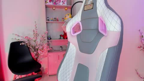 Snapshot of mavi_boo chatting on 02-25-26, 07:01 Mavi online show from 02-25-26, 07:01