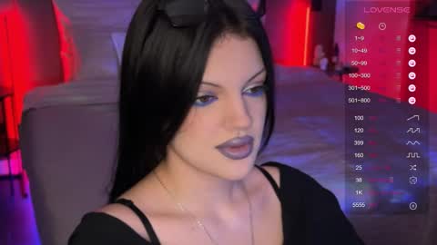 Mavis online show from 11-30-25, 07:29