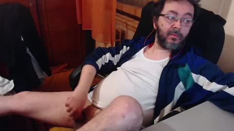 Max online show from 02-08-25, 06:12