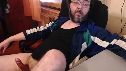 Max online show from 11-30-25, 07:34