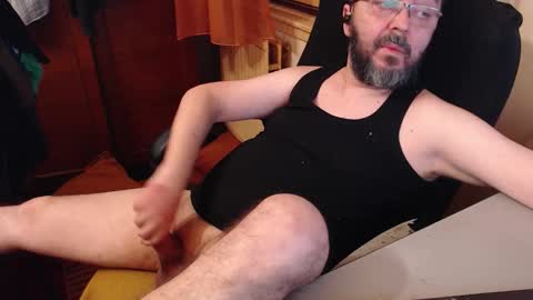 Max online show from 12-20-25, 03:30