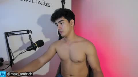 Snapshot of max__andrich chatting on 07-19-26, 04:16 Max... online show from 07-19-26, 04:16