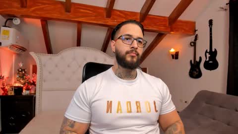 max D. online show from 12-14-25, 11:20