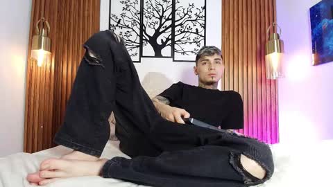 Max online show from 03-04-26, 06:19