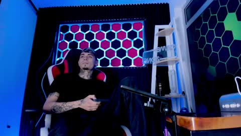 Max online show from 04-02-26, 03:04